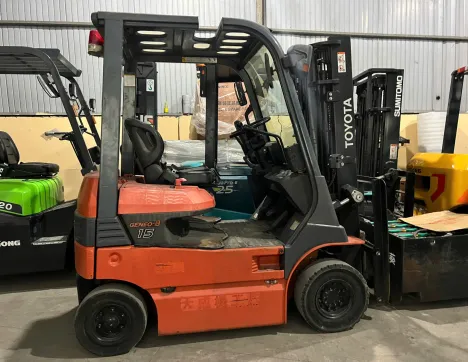 Xe Nâng Điện Ngồi Lái Toyota 7FB15 – 1.5 Tấn
