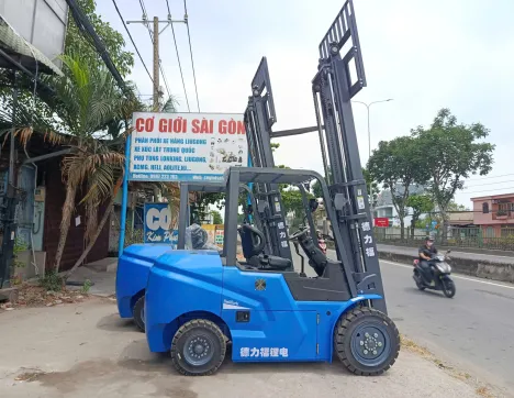 Xe Nâng Điện Delifork CPD 3000kg Cao 3m