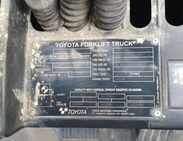 Xe nâng dầu Toyota 3 tấn 62 - 8FD30 sản xuất 2021