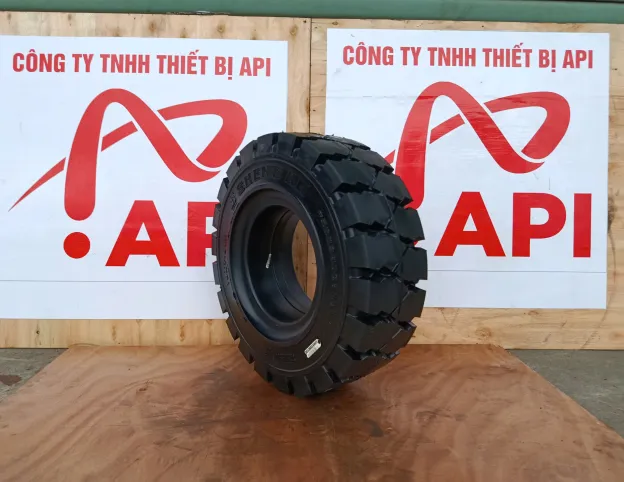 18x7-8 Lốp Đặc Xe Nâng Sheng An  SR63 – Chịu Tải Cao, Vận Hành Ổn Định