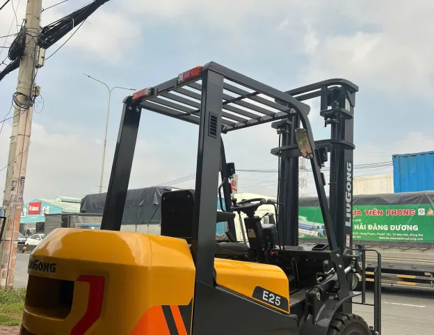 Xe nâng dầu Liugong CPCD25E sản xuất 2025