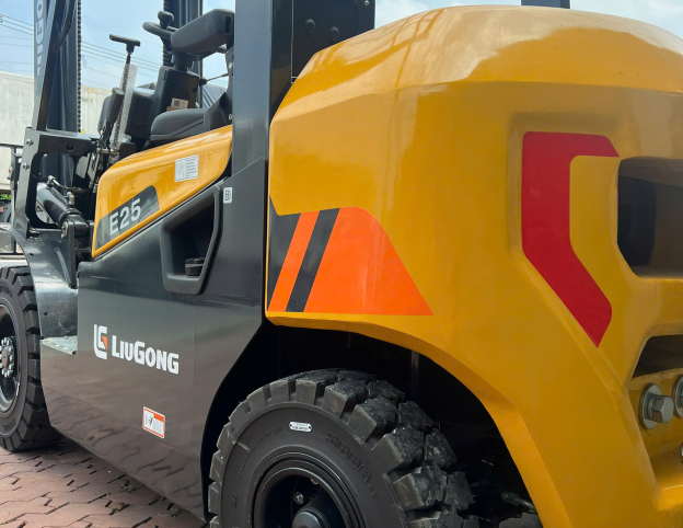 Xe nâng dầu Liugong CPCD25E sản xuất 2025