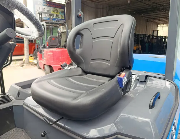 Xe Nâng Điện Delifork CPD 3000kg Cao 3m